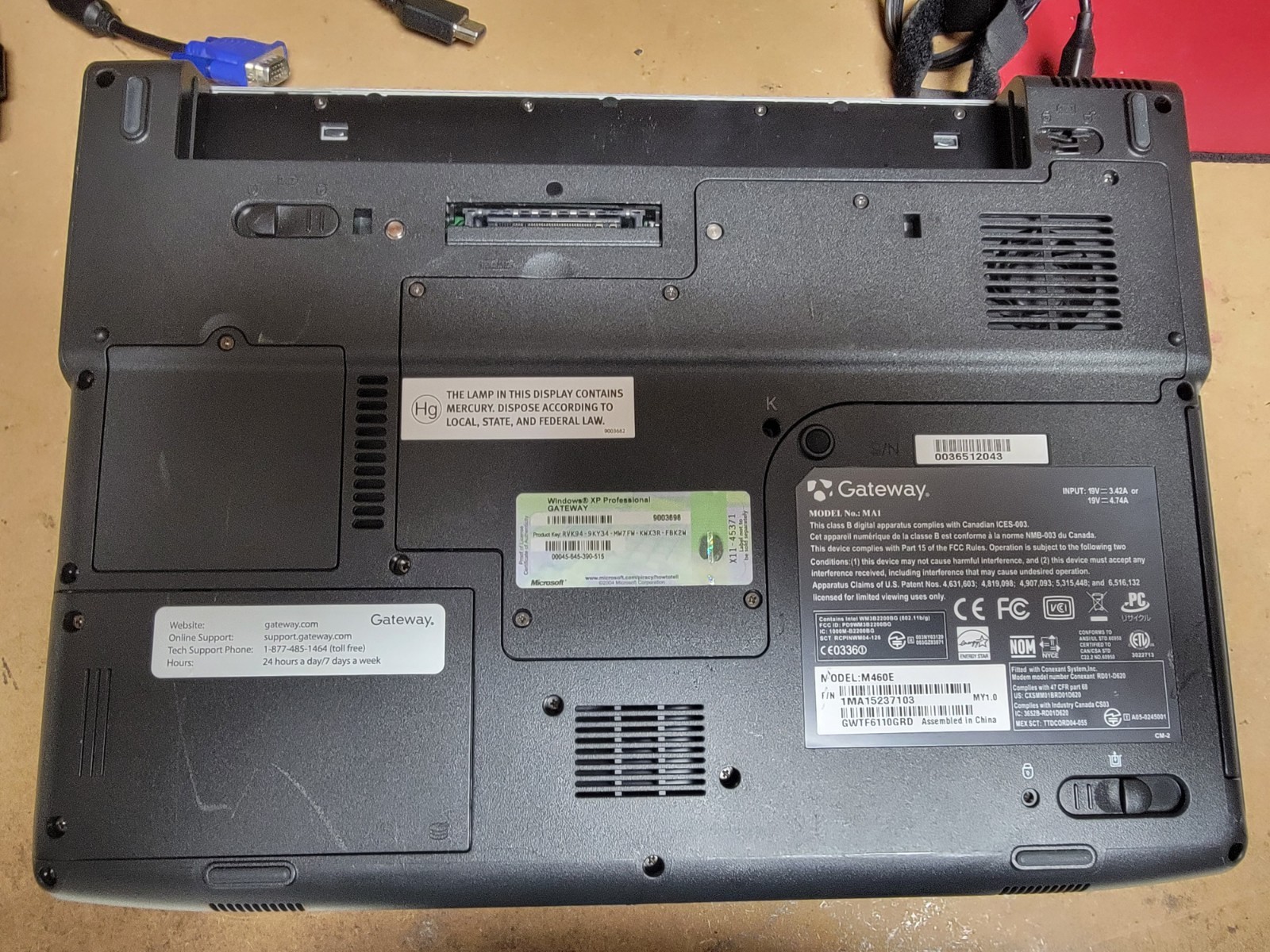 GATEWAY M460 LAPTOP – PENTIUM M 1GB – FOR PARTS OR REPAIR