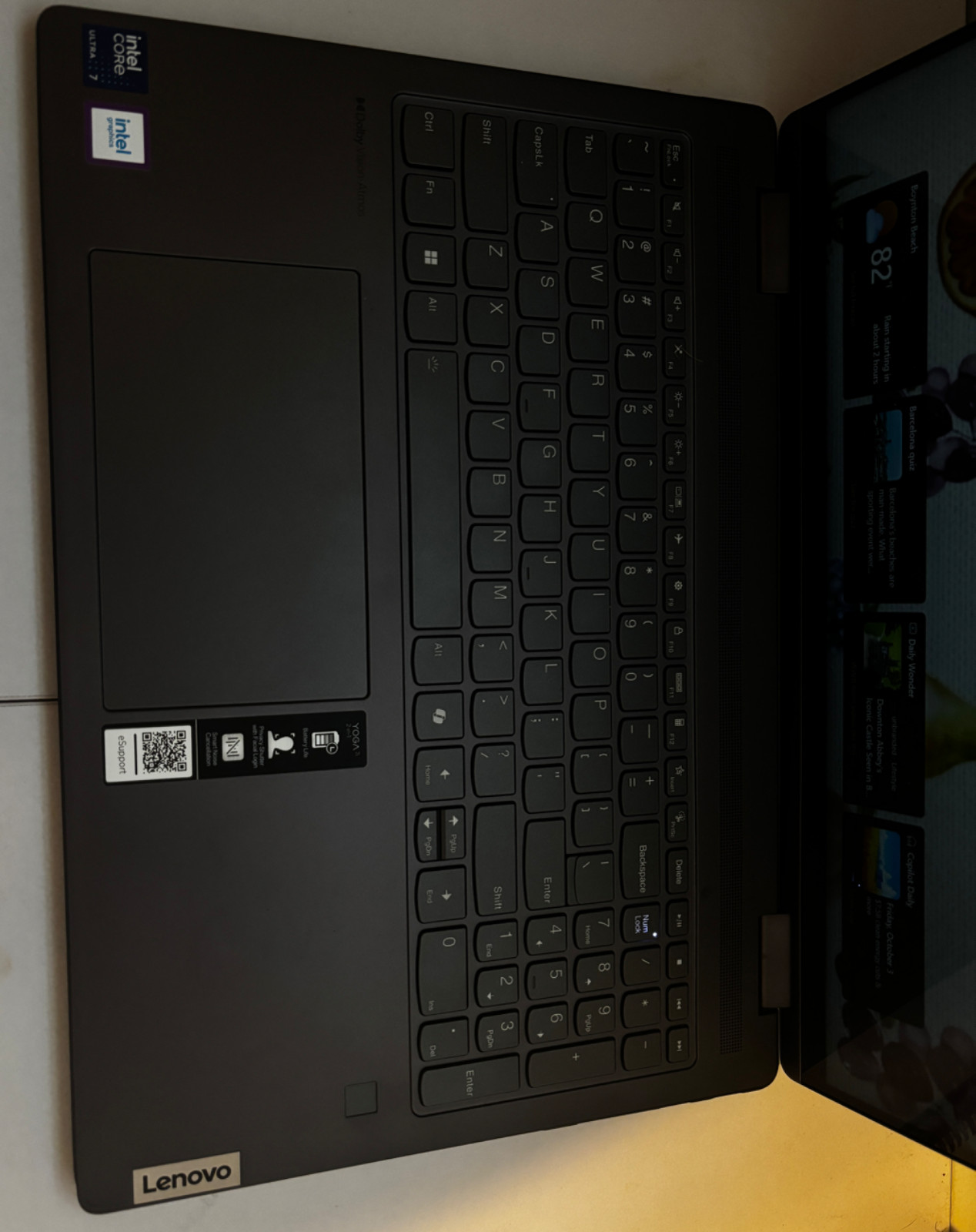 Lenovo Yoga 7i 16″ (512GB SSD Intel Core i5-1335U 1.3GHz 16GB RAM) Touch 2-In-1