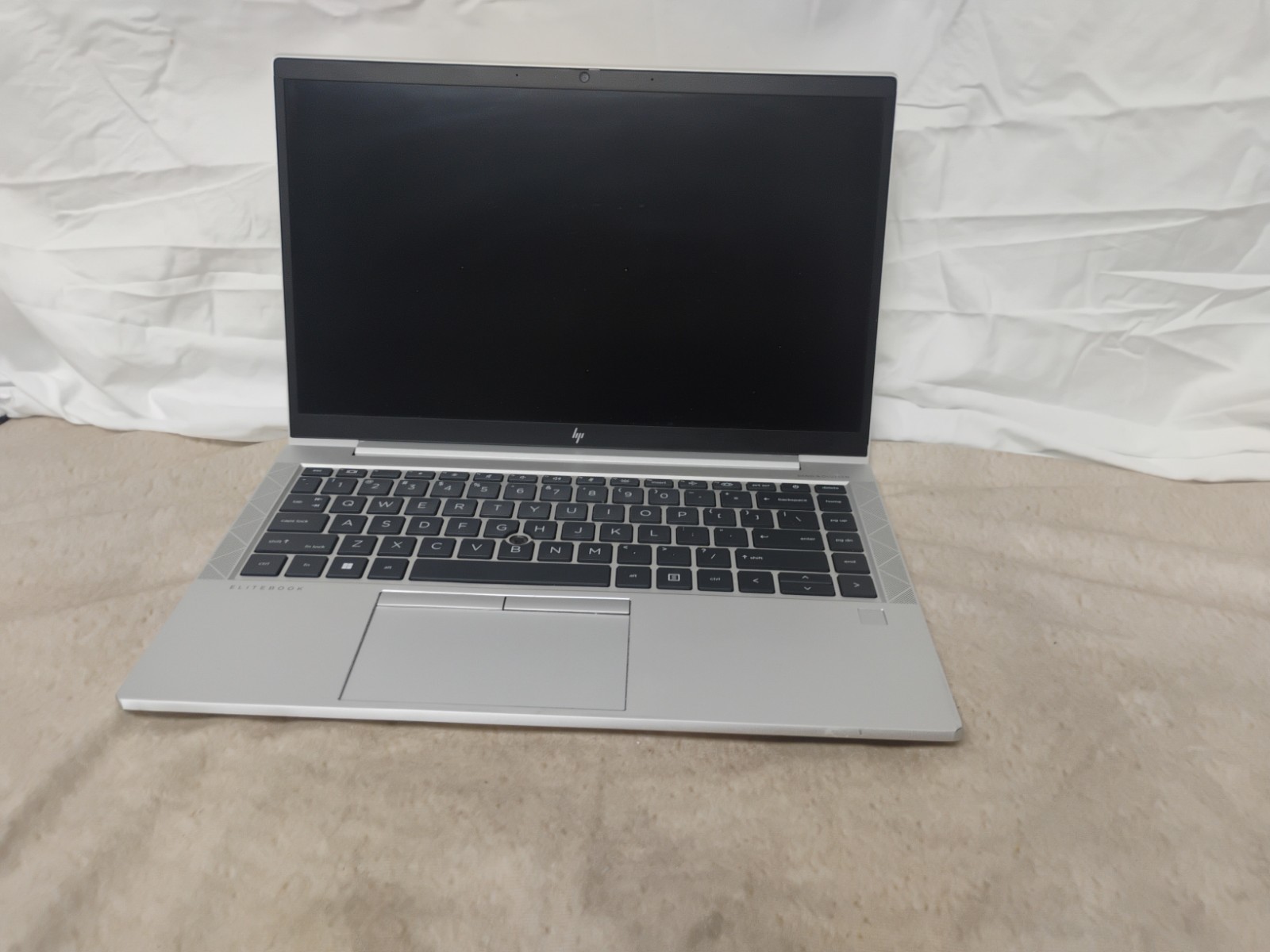 EliteBook 840 G8, i7-11th Gen, 8gb Ram, 512gb SSD, Win 11
