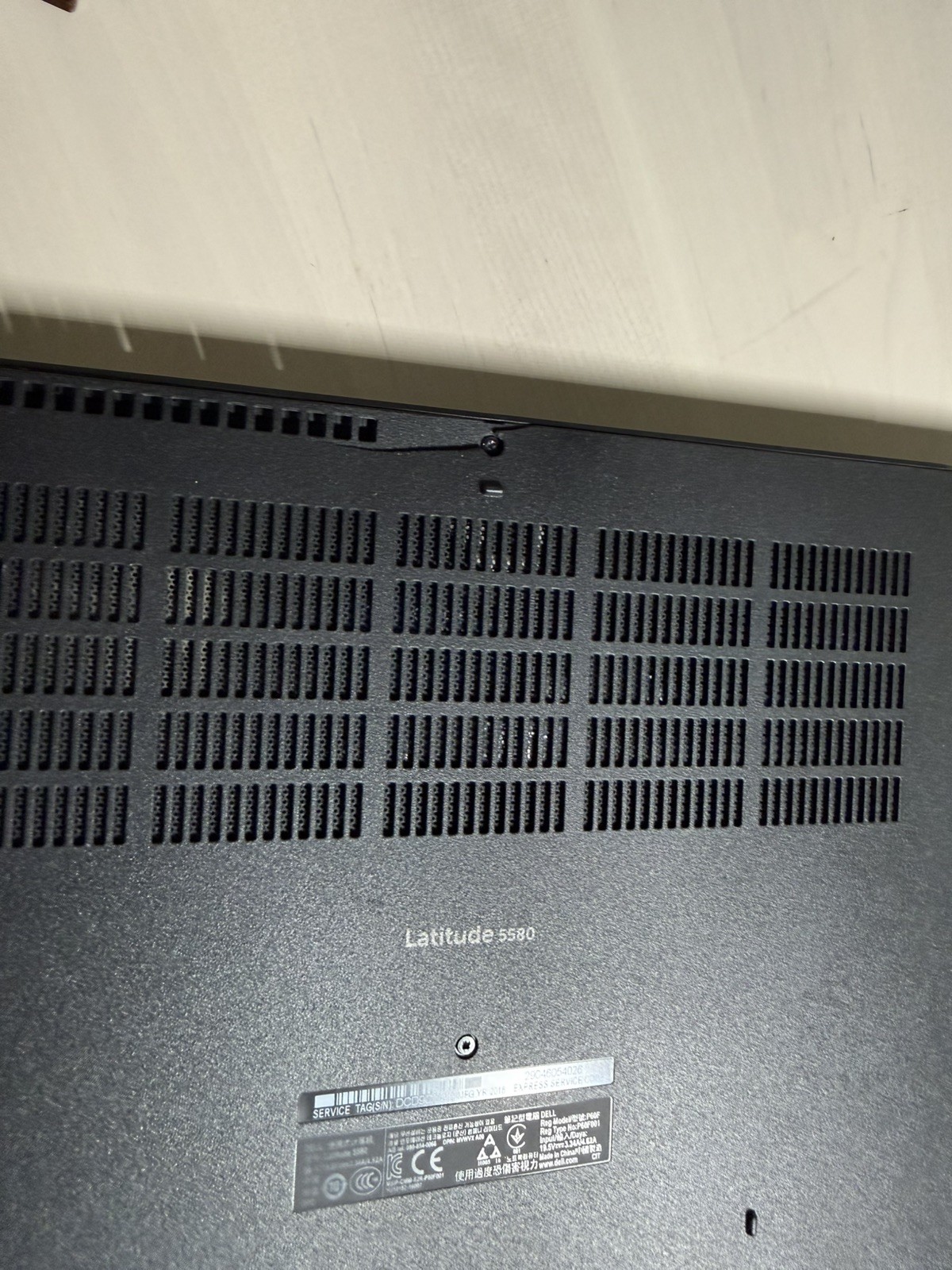 Dell Latitude 5580 Laptop Intel Core i5 7th Gen No HD/OS/AC Adapter- Bad Battery