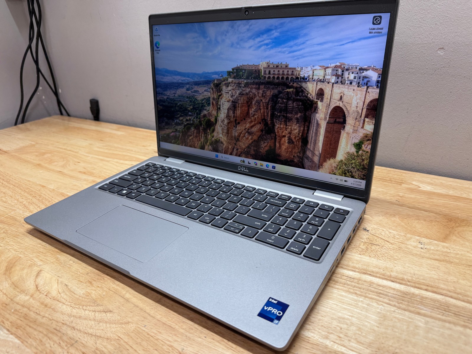 Dell Precision 3581 15.6” Laptop Intel Core i7, 256GB SSD, 16GB RAM, W11