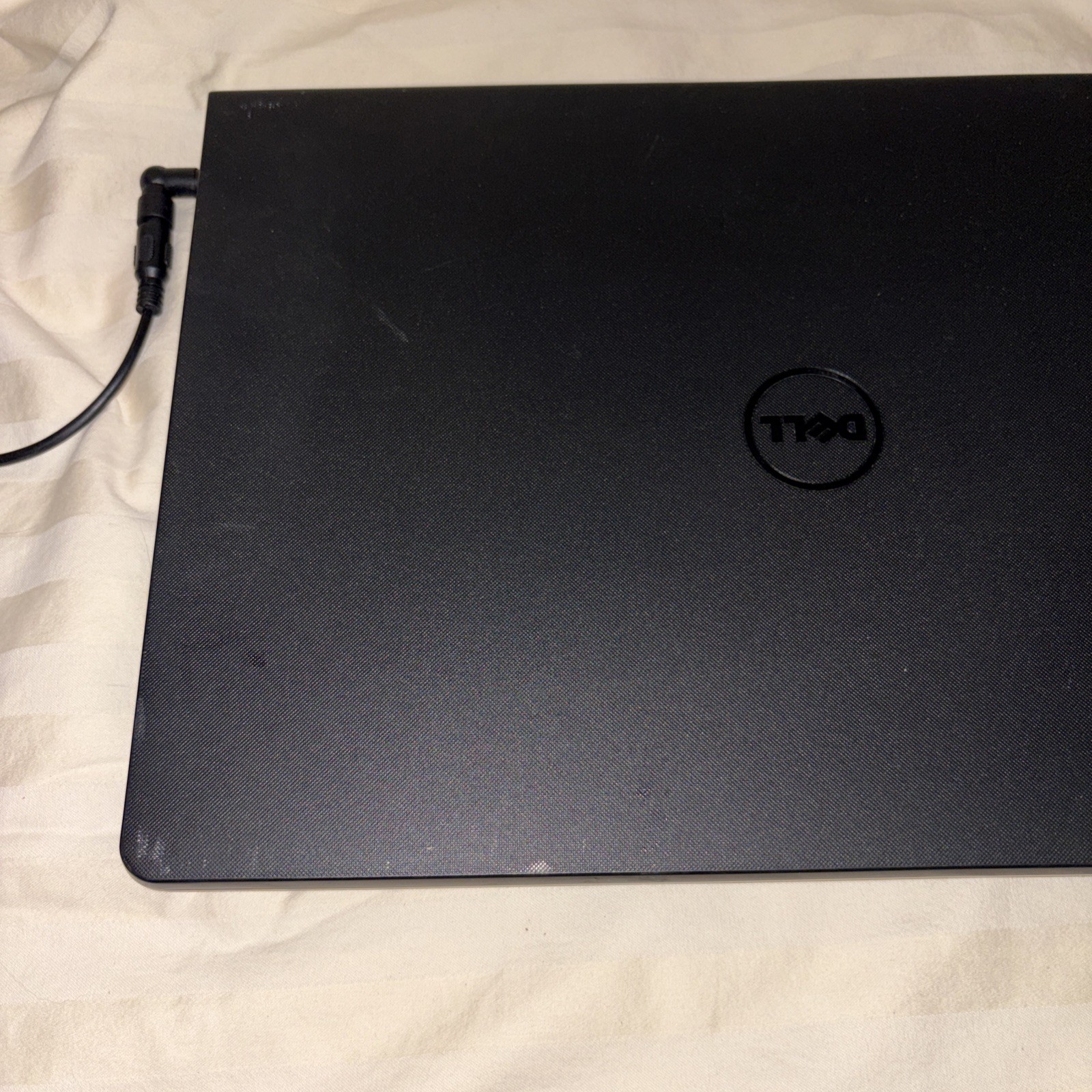 Dell Inspiron 15 3567 15.6in i3-6006U 2.0GHz, 4 GB, 1 TB HDD, Win 10 Home