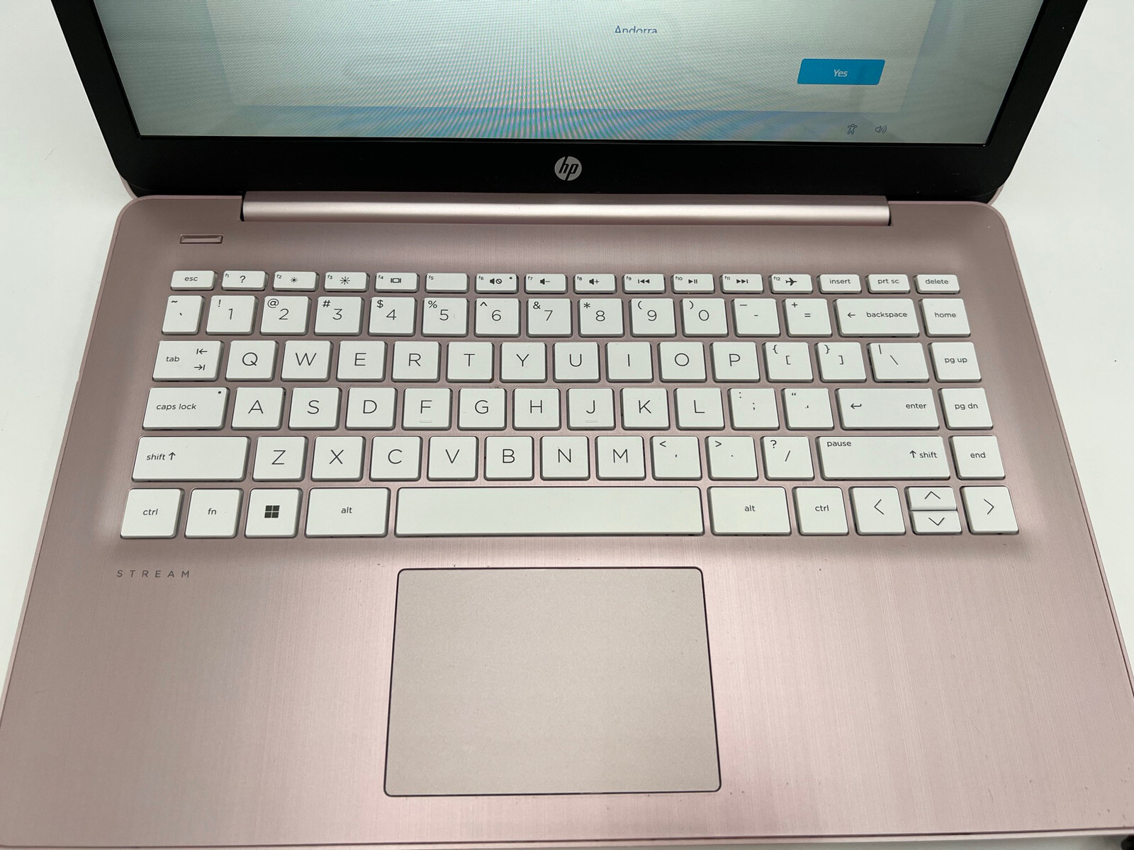 HP Stream 14-cb172wm 14″ . Rose Gold