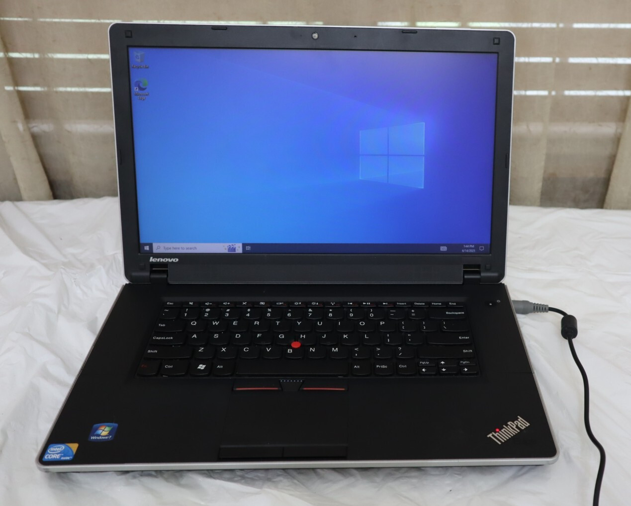 Lenovo Laptop ThinkPad Edge 031946U i3 CPU M380 @ 2.53GHz 2.0 GB Ram w/ Charger
