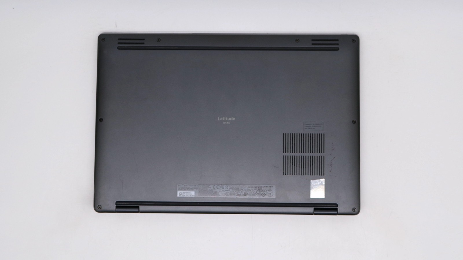 Dell Latitude 9430 14″ i7-1265u 32GB 1TB – Good