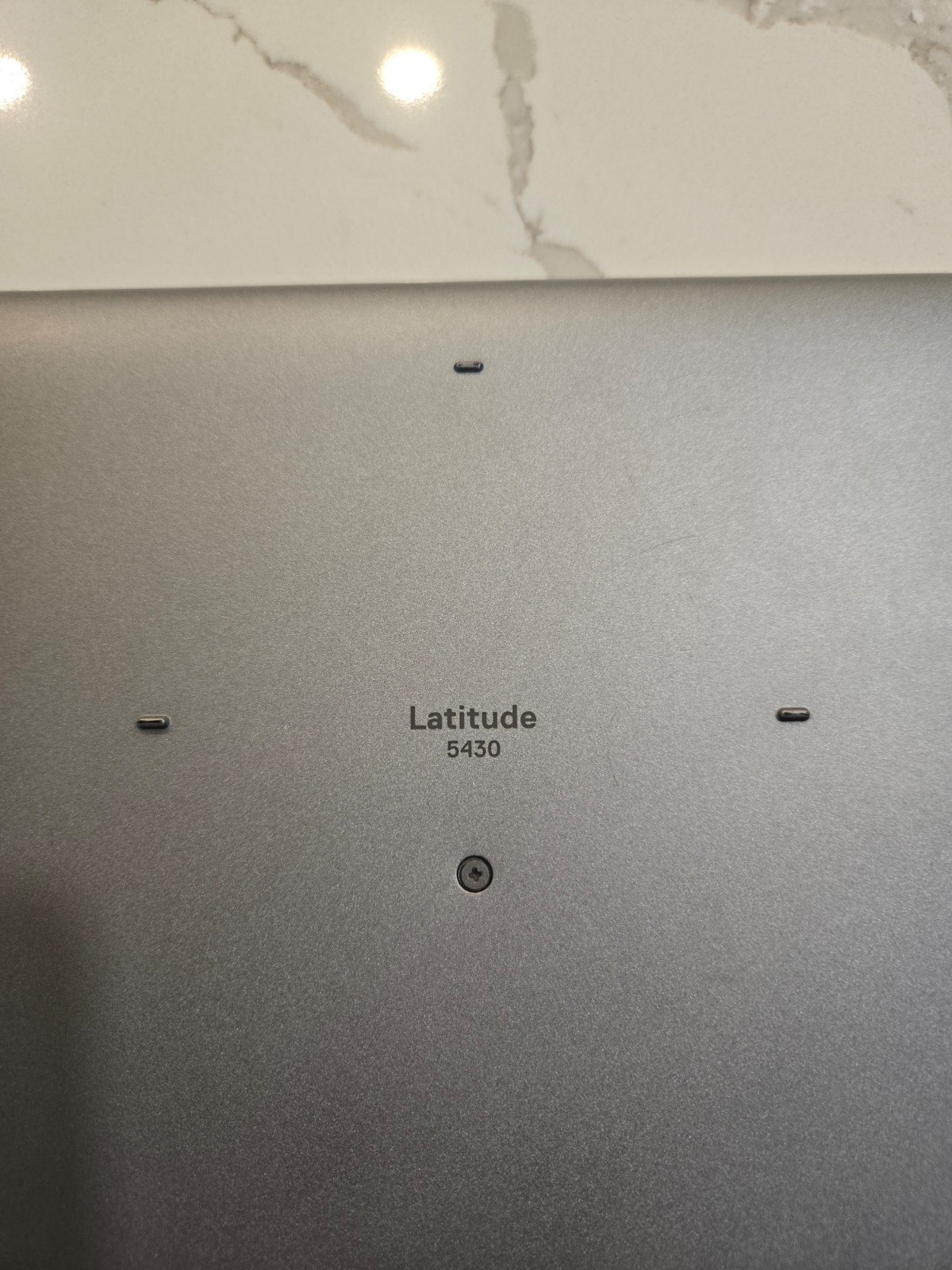 DELL LATITUDE 5430 Core i5 1235U 16GB RAM (For Parts)