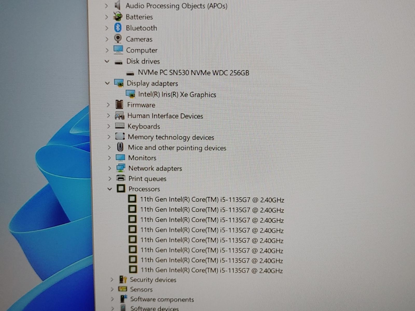 Dell Latitude 5520 15.6″ Intel i5-1135G7 8GB 256GB Win11Pro *NO A/C* ***READ****