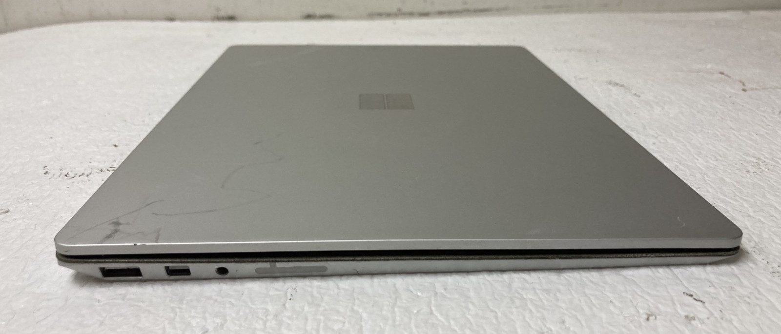 Microsoft 1769 13.5″ i7-7660U 2.5GHz 16GB RAM 512GB SSD Win10Pro Parts *READ
