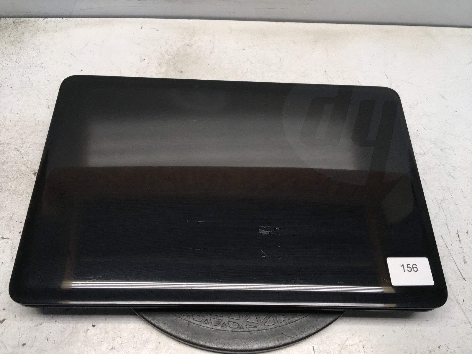 HP 2000-2D62NR Intel i3-3110M 2.4GHz 4 GB NO HDD