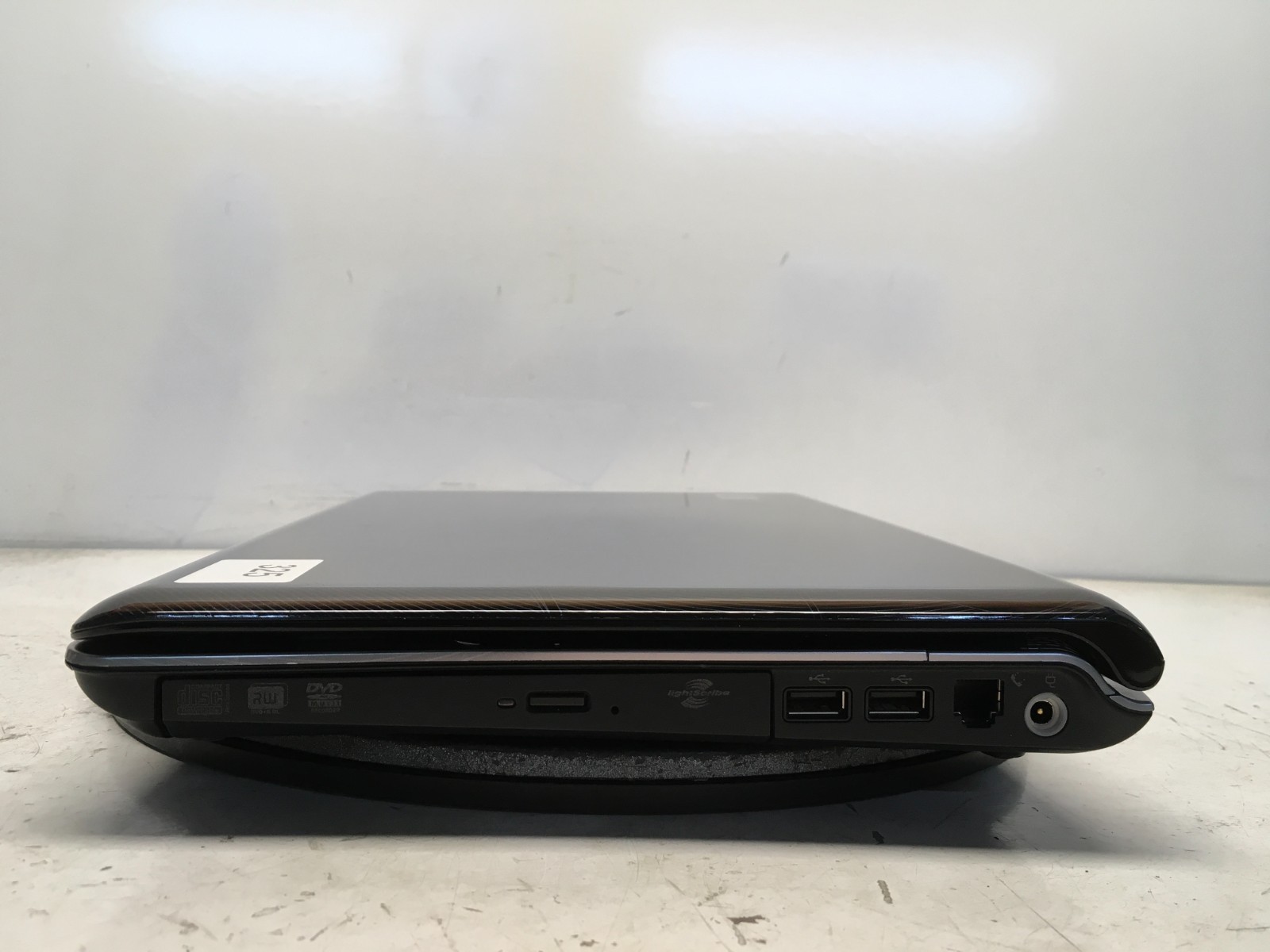 HP Pavilion DV2620US AMD Turion 64 X2 TL-58 1900MHz 2 GB NO HDD