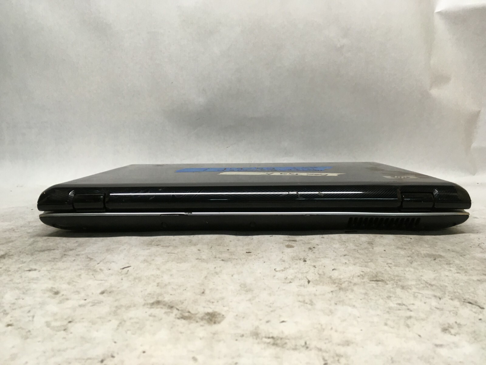 HP Pavilion dv6650us 15″ [AS IS] AMD Athlon 64 X2 TK-55 @ 1.8 GHz – JZ