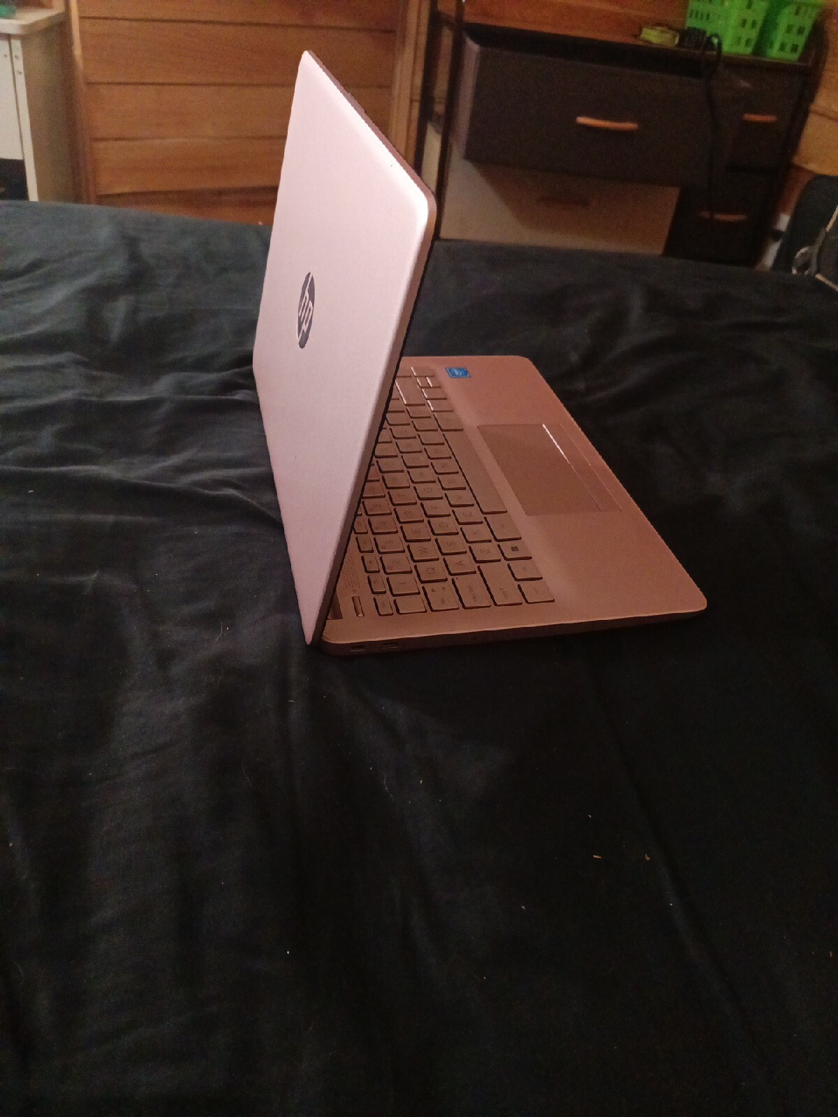 HP Stream 14-cb172wm 14″ (64 GB, Intel Celeron N4000, 1.10 GHz, 4 GB) Laptop…