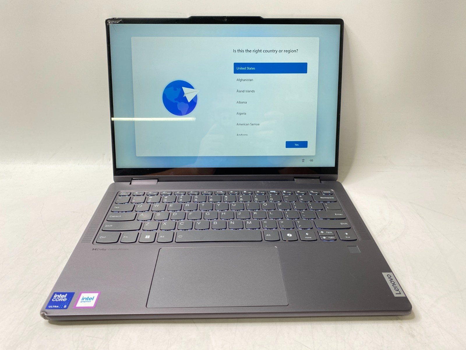 Lenovo Thinkpad Yoga 7 2-in-1 Touch Ultra 5 125U 16GB 512GB SSD – Cracked PARTS