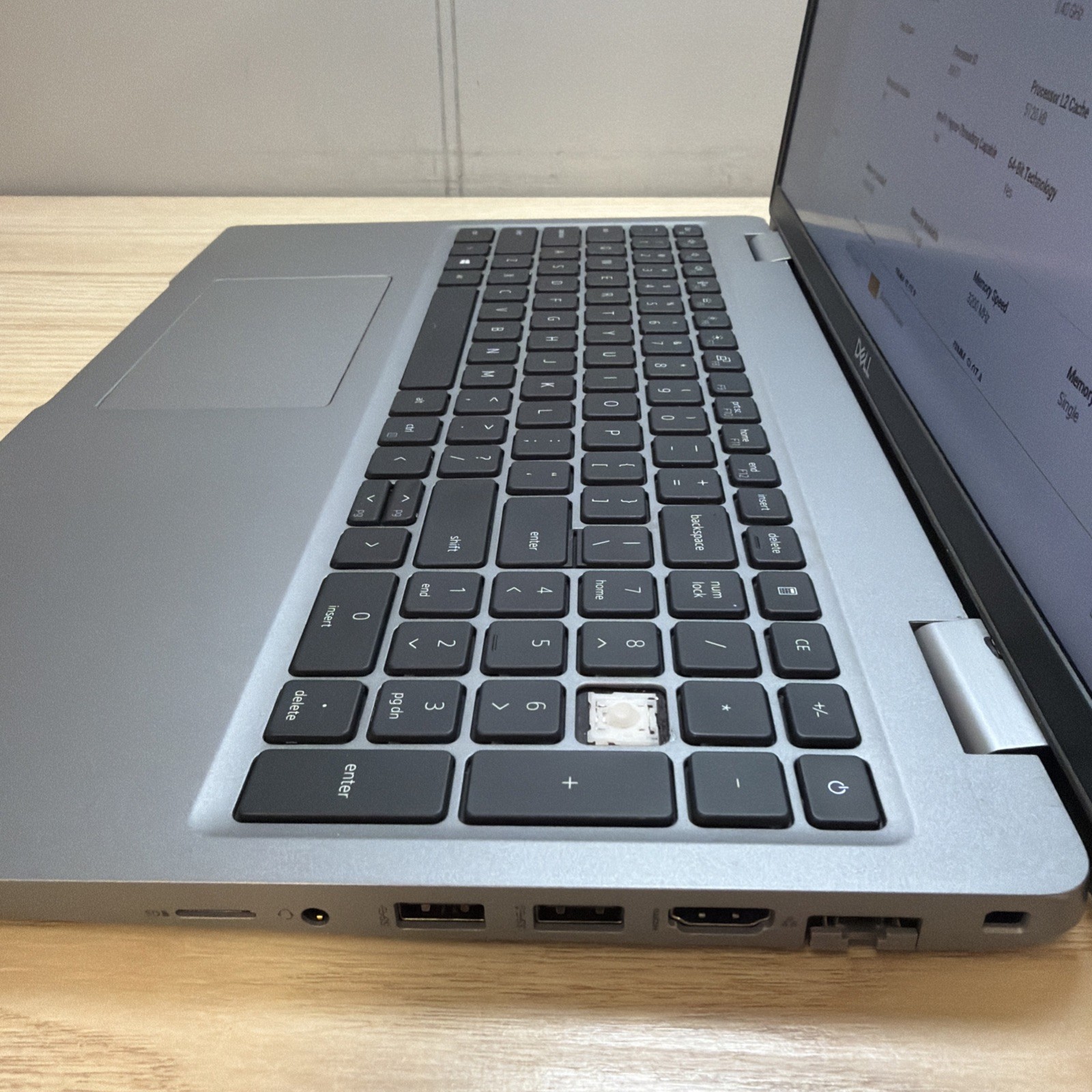 Dell Latitude 5520 i5-1145G7 16GB 512GB SSD 15″ FHD Win11
