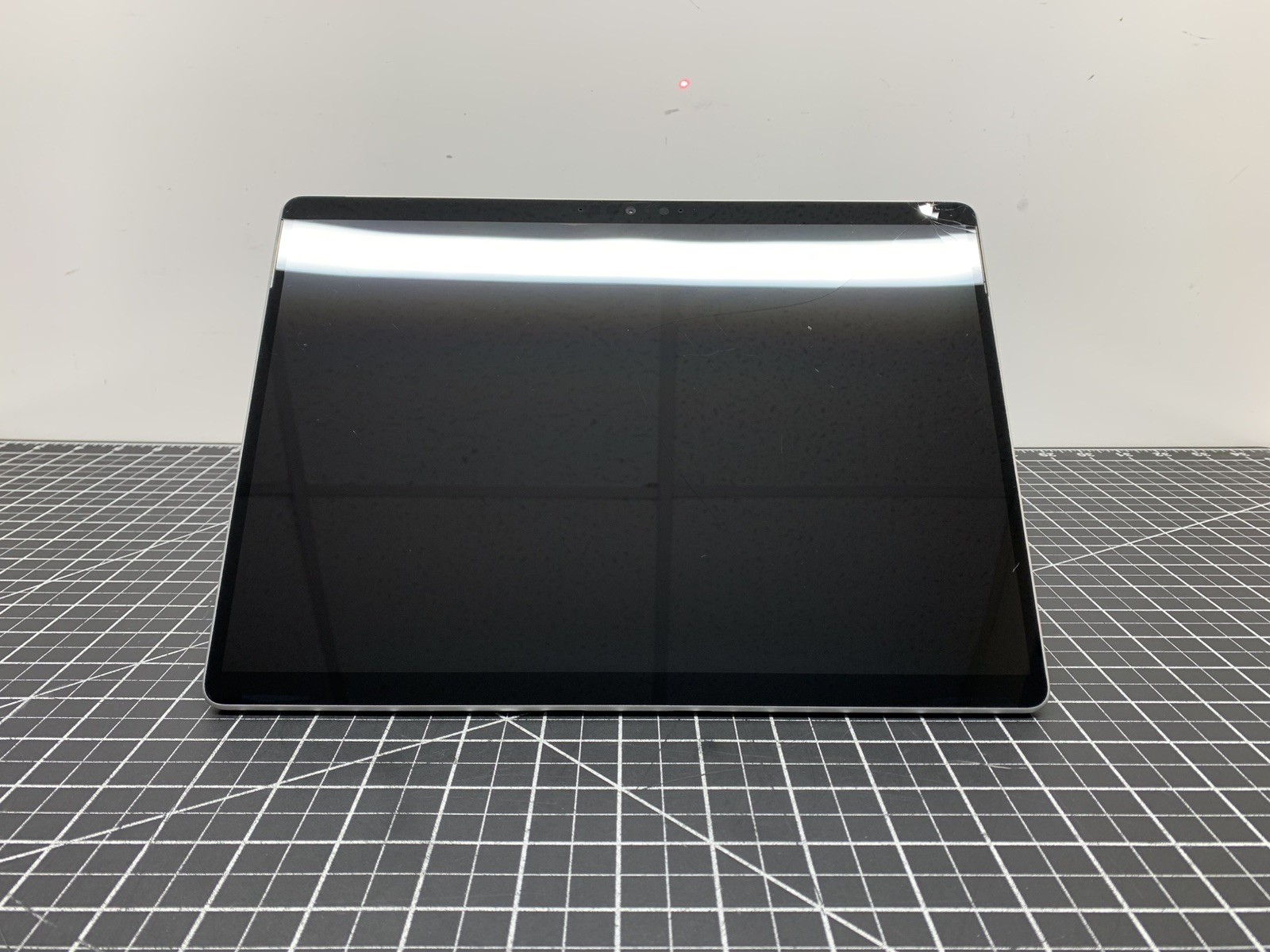 Microsoft SURFACE PRO 8 1983 | 8GB RAM, 128GB SSD | Unknown Specs | #P151