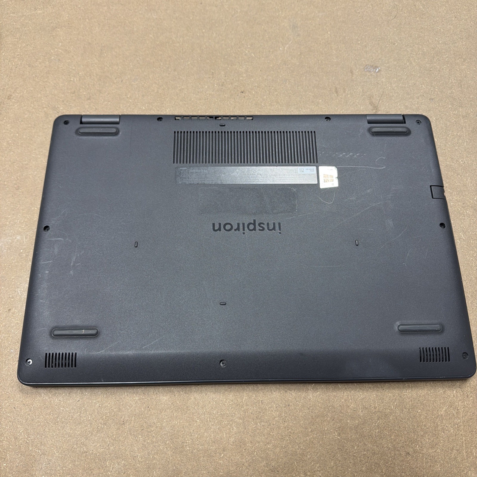 *READ Dell Inspiron 3501 15″ Core i5-1135G7 2.4GHz 16GB RAM 256GB SSD/1TB HD