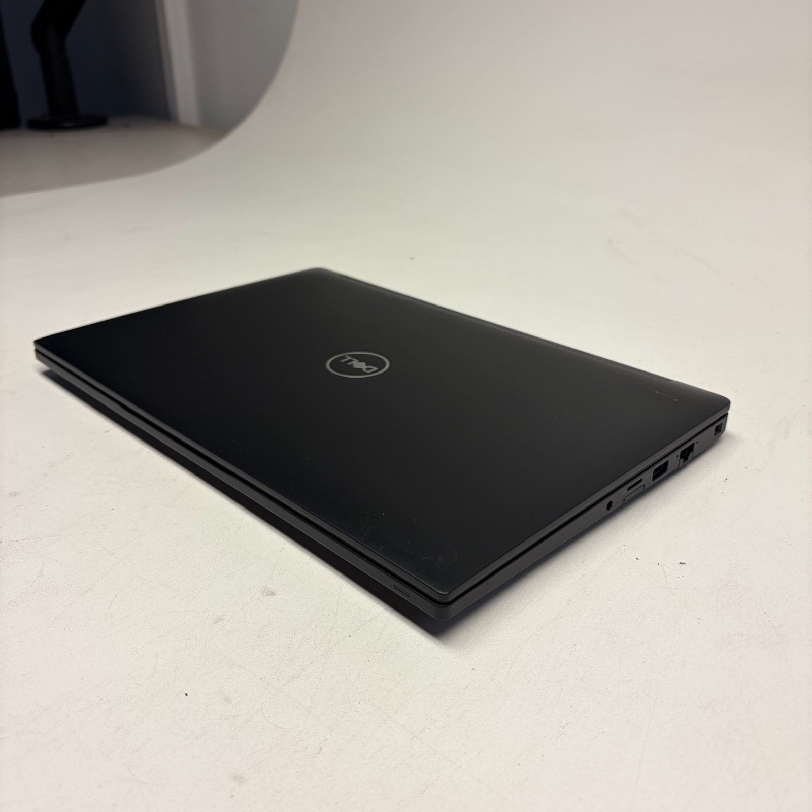 Dell Latitude 7490 w/ Power Supply