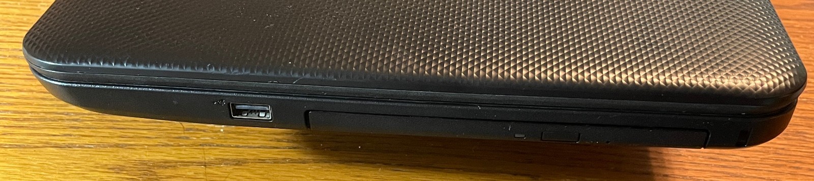 DELL INSPIRON 15-3537 Laptop 15″ *TOUCH* i7 256gb+1tb Linux Zorin 18-extras-18