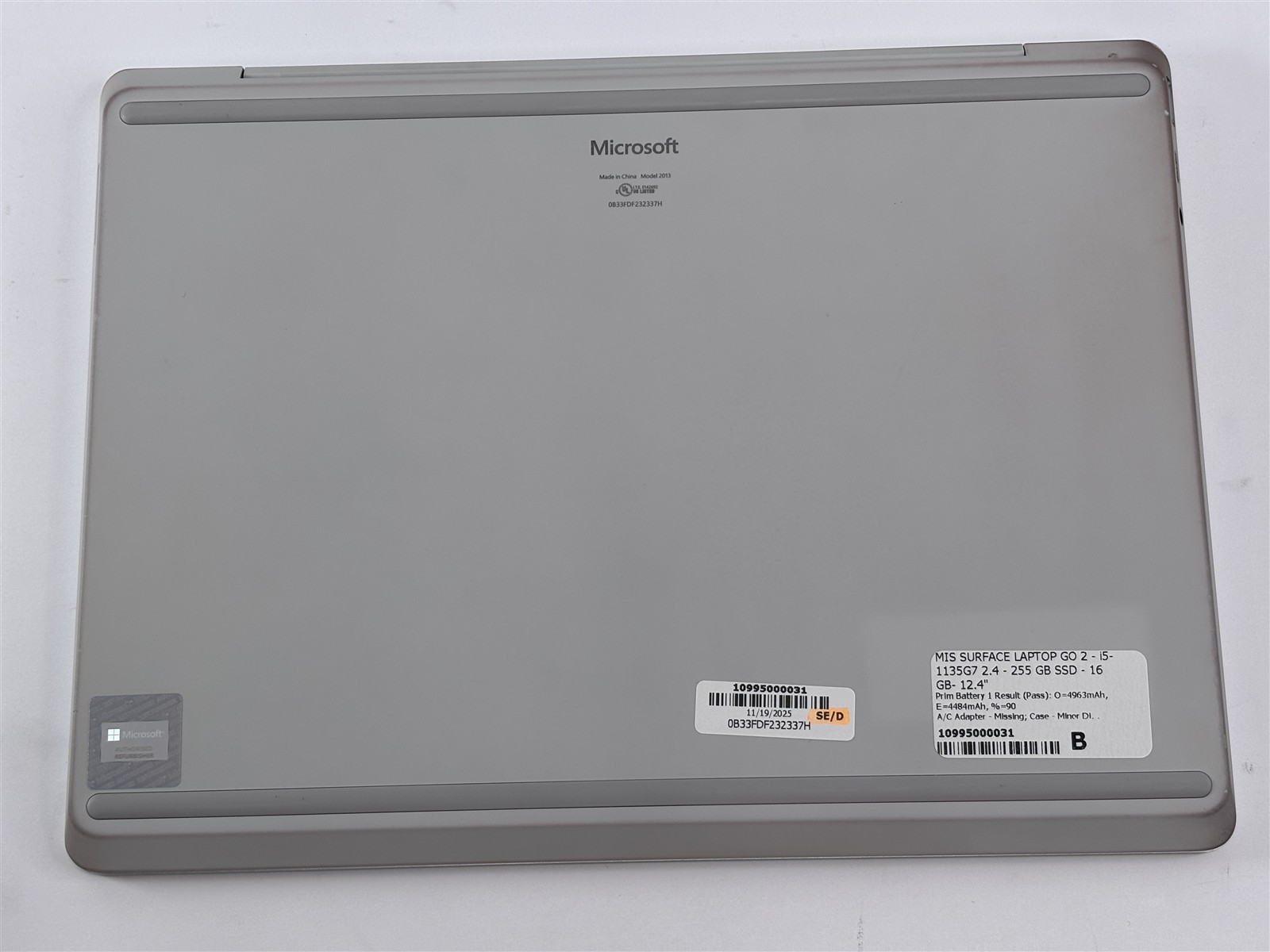 Microsoft Surface Laptop 12.4″ Go 2 Core i5-1135G7 16GB 256GB SSD Win11 Home