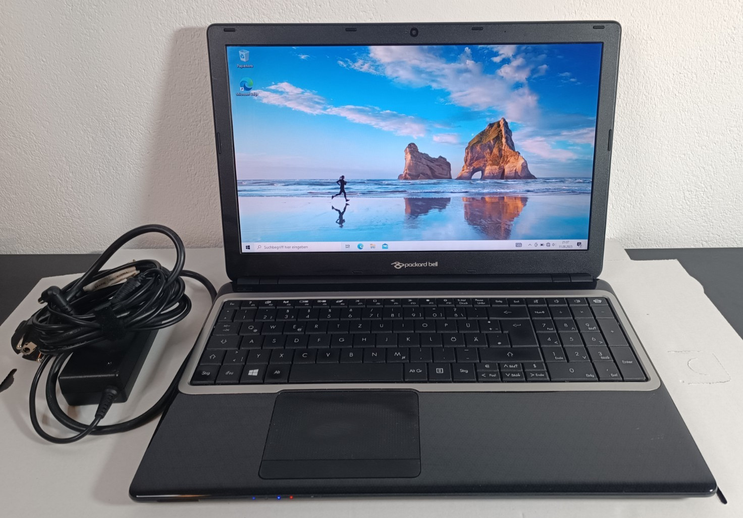 Packard Bell Laptop Notebook PC 1.3GHz