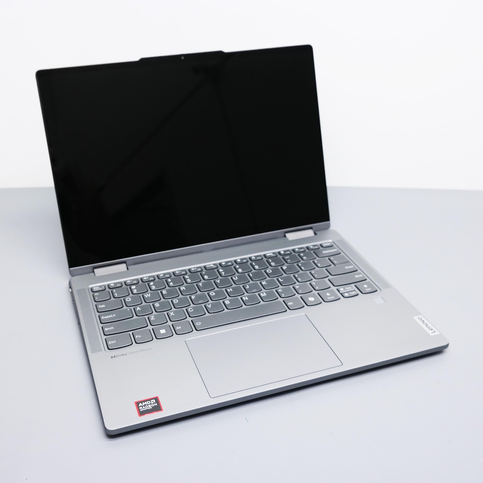 Lenovo Yoga 7 14″ AMD Ryzen 5 8640HS 8GB 512GB SSD