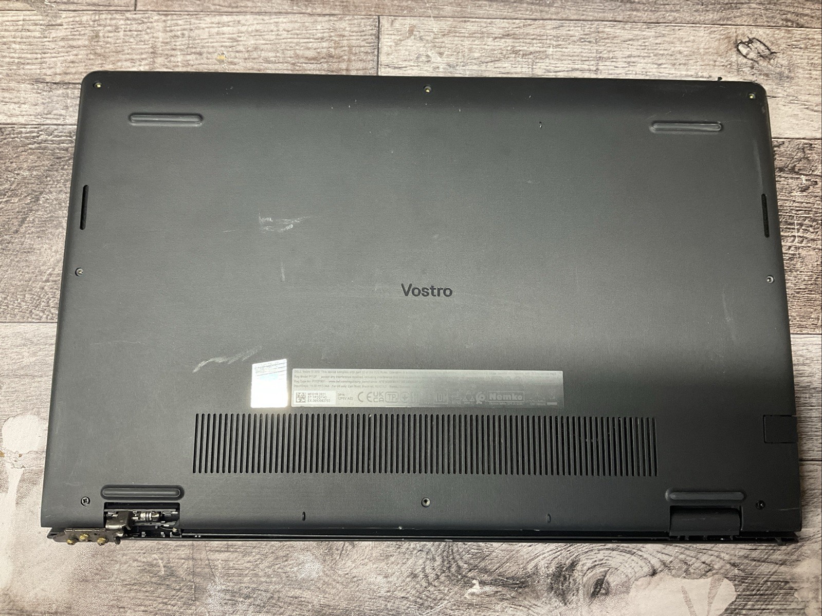 Dell Vostro 15 3510 / Intel Core i5 11th Gen / BIOS Unlocked / Parts Repair / O5