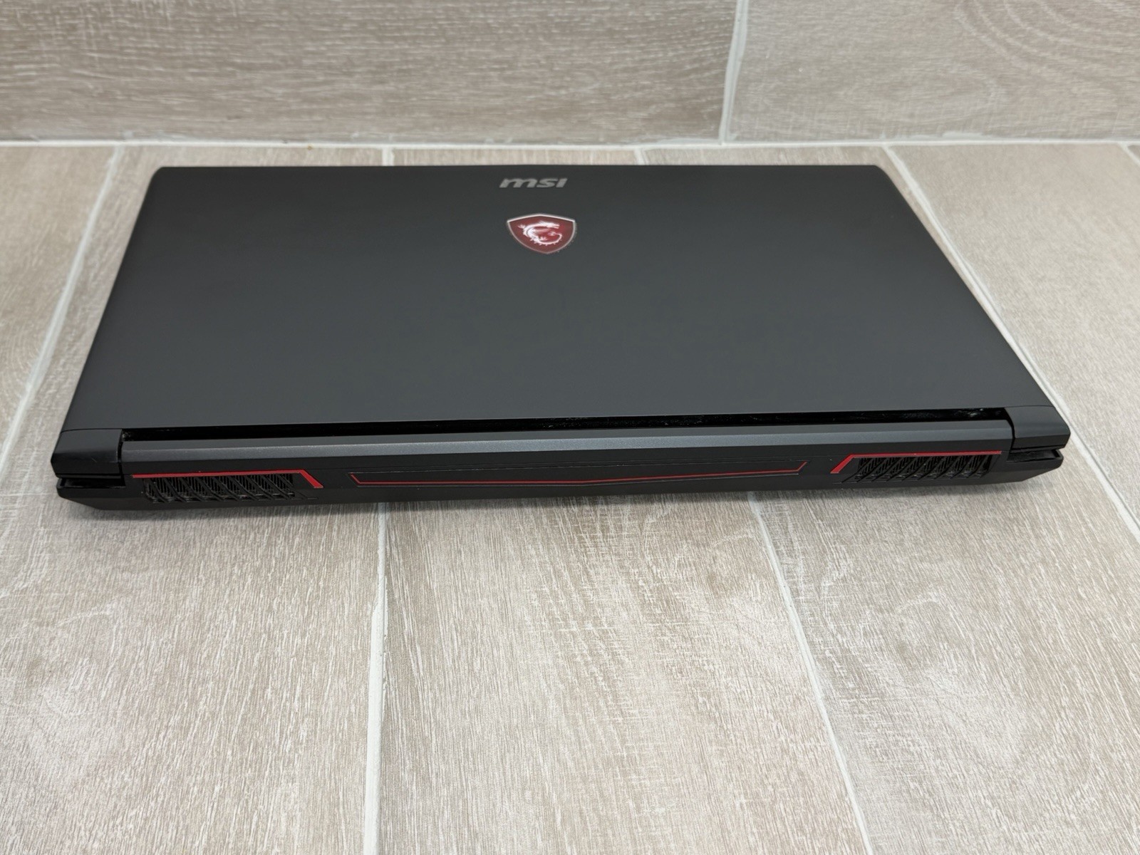 MSI GL62M 7RD 15.6″ Core i5-7300HQ GeForce GTX 1050 8GB RAM 256GB SSD Win-11