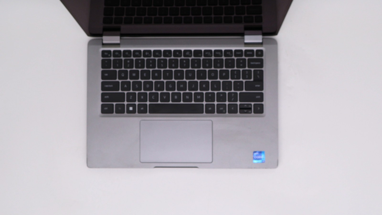 Dell Latitude 5330 13″ i7-1265u 16GB 512GB – Very Good
