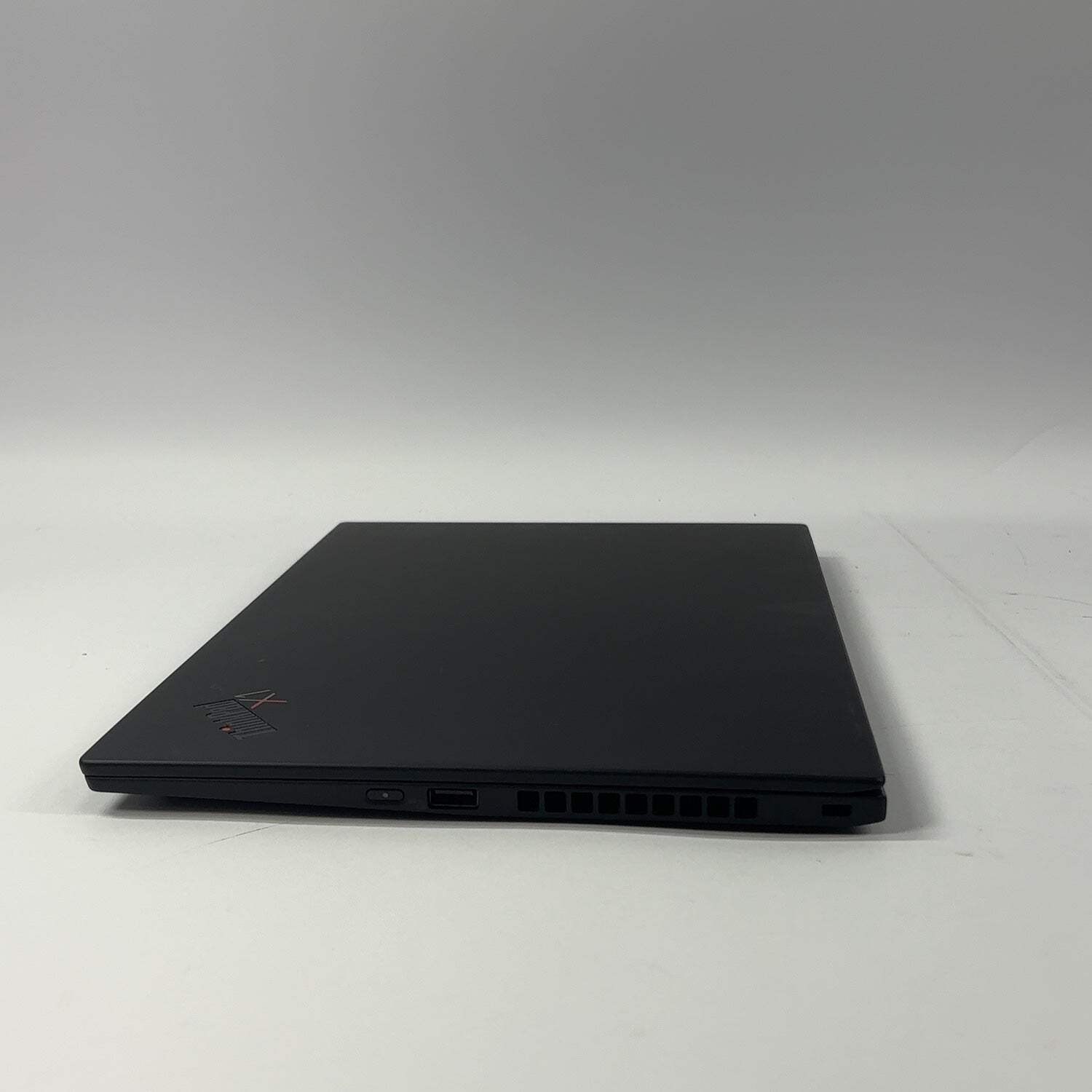 Lenovo ThinkPad X1 Carbon Gen 8 14″ i5-10210U 1.6GHz 8GB RAM 256GB SSD