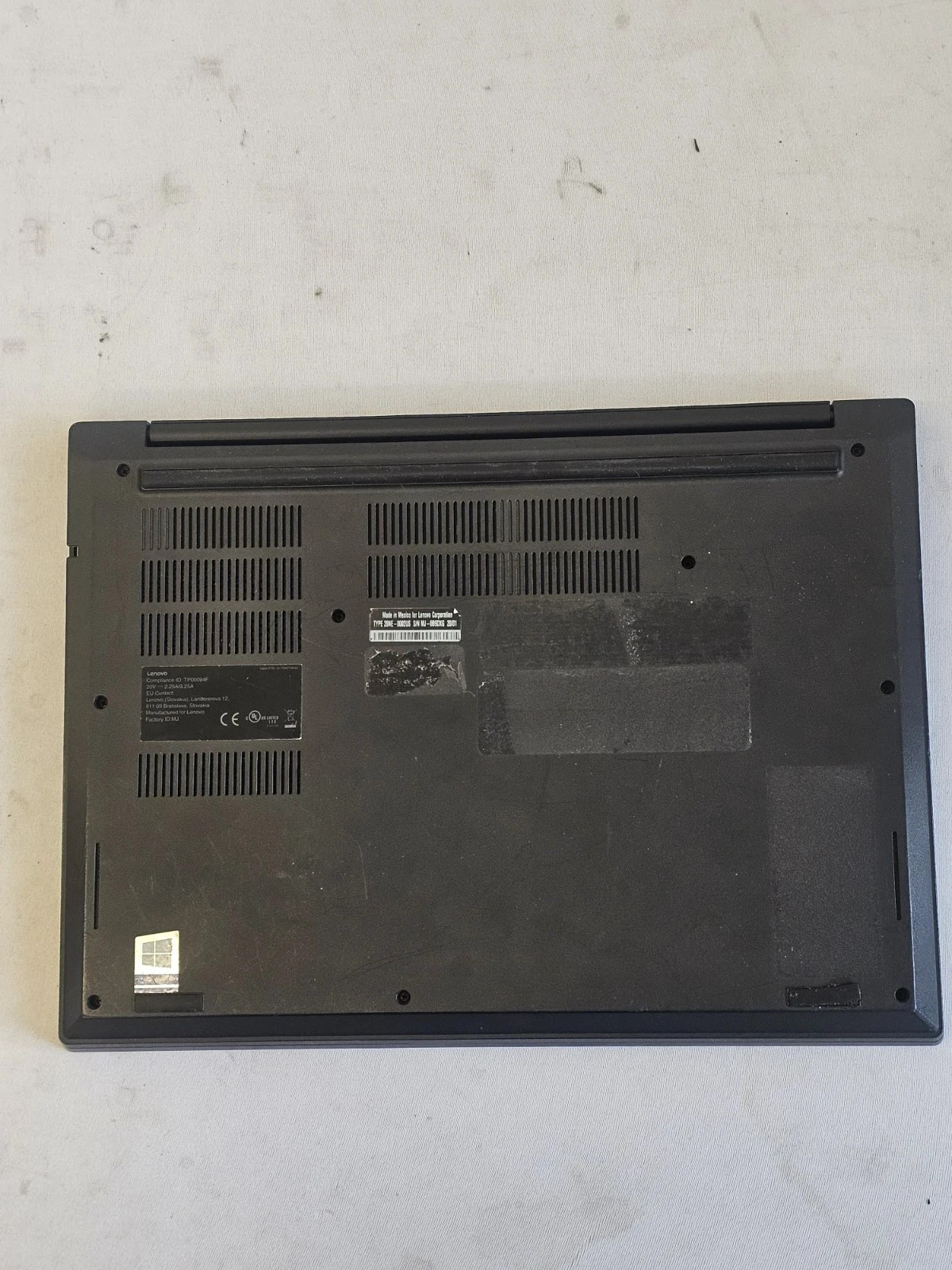 Lenovo ThinkPad E495 Laptop – AMD Ryzen 5-3500u -4GB RAM – 500GB HDD – Win 10