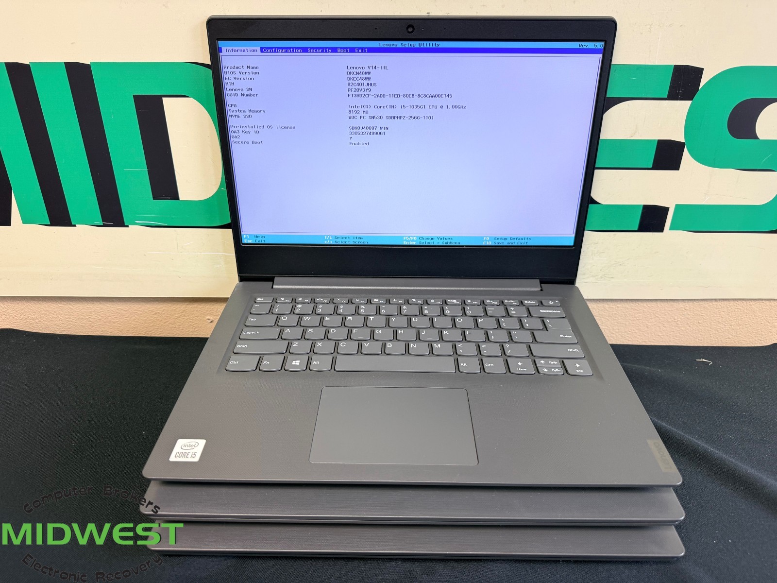 (Lot of 3) Lenovo V14-IIL i5-1035G1 1.0GHz 8GB 256GB SSD