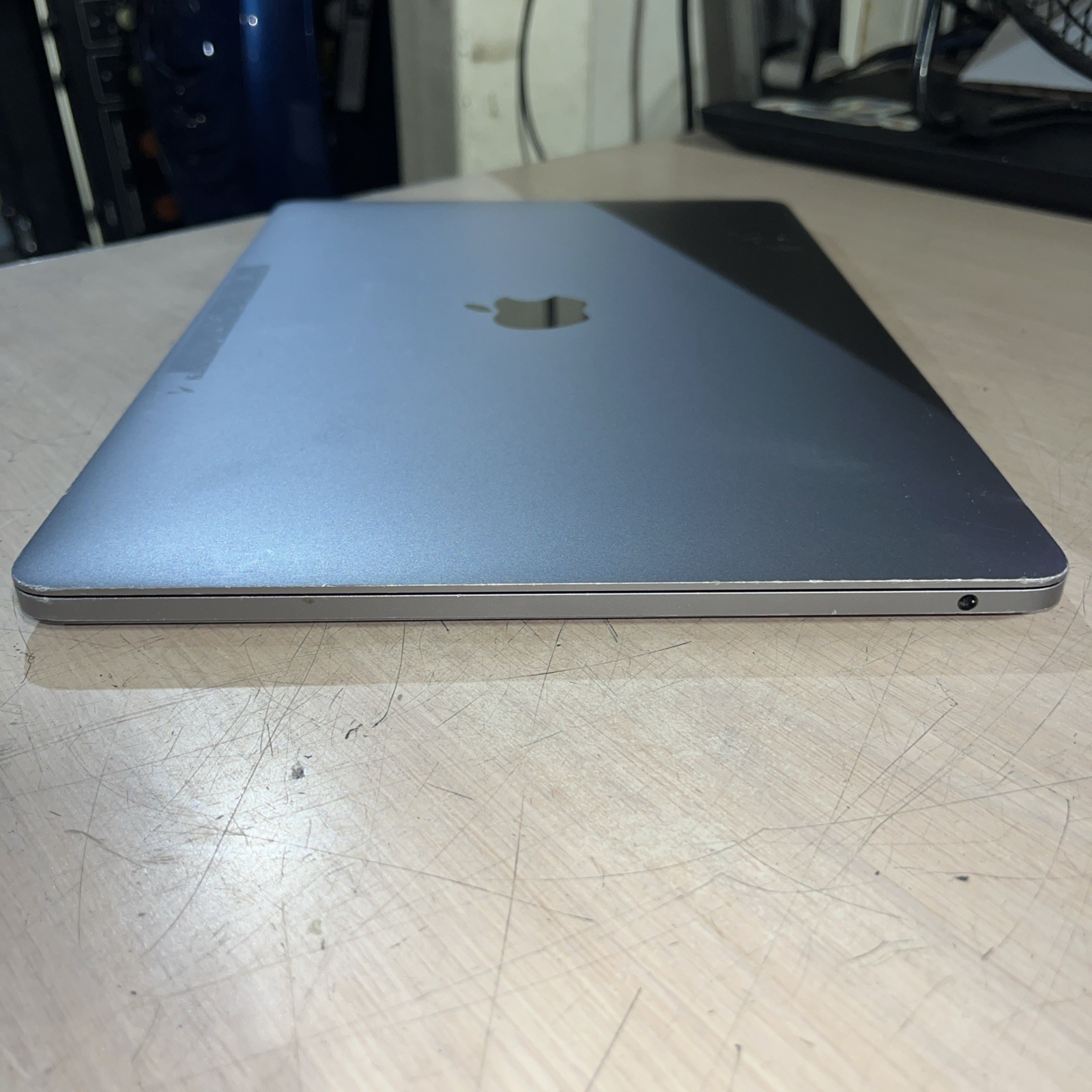 APPLE MACBOOK PRO 13″ MID-2017 CORE I5-7360U 2.3GHZ 8GB RAM NO HD