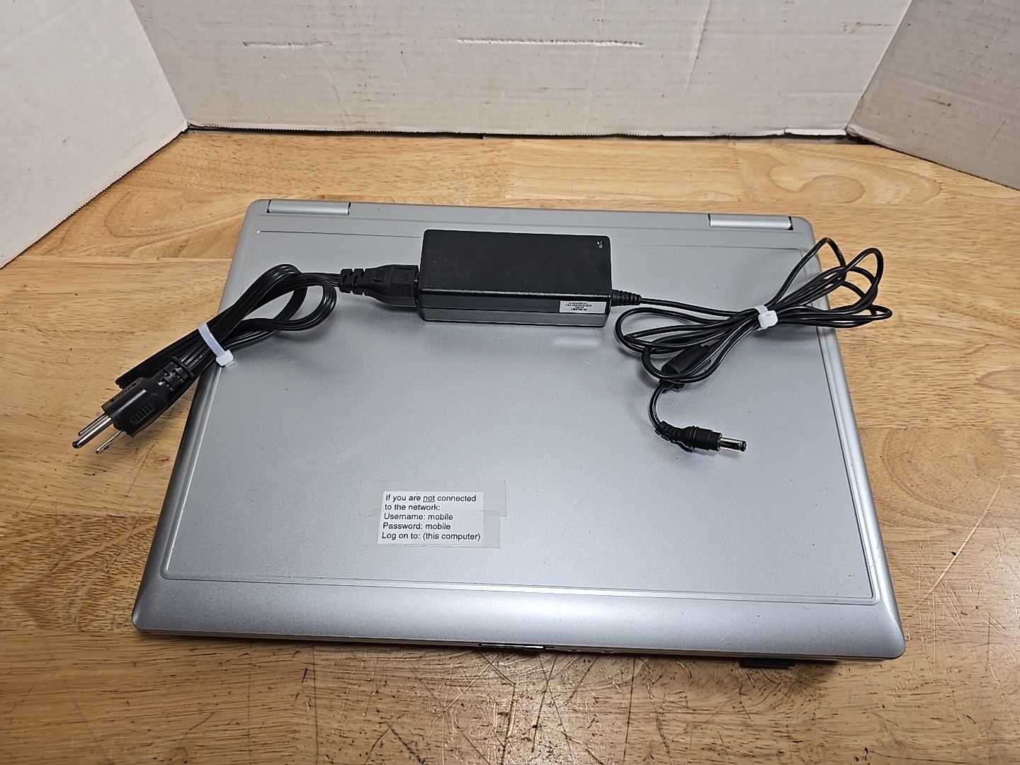 Upgraded DaKTech Windows Vista Buisiness Model S96FM Laptop Computer Works
