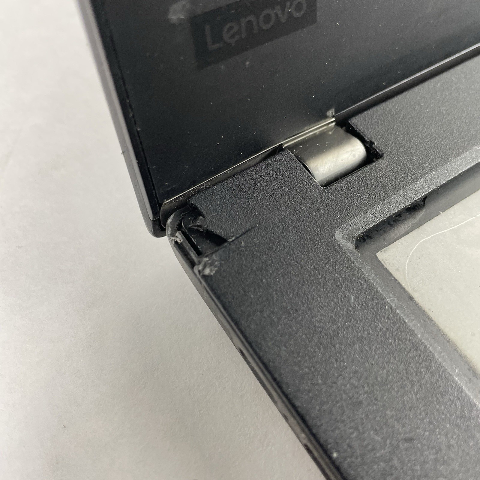 Lenovo ThinkPad T480 14″ i5-8350U 1.70 GHz 8 GB RAM No SSD/OS/AC/Batt – READ