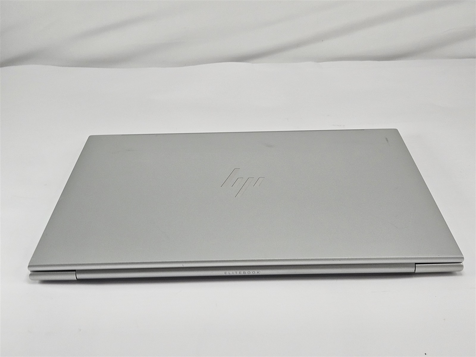 HP 16″ EliteBook 860 G9 i5-1250P 16GB RAM 512GB NVMe Intel Iris Xe