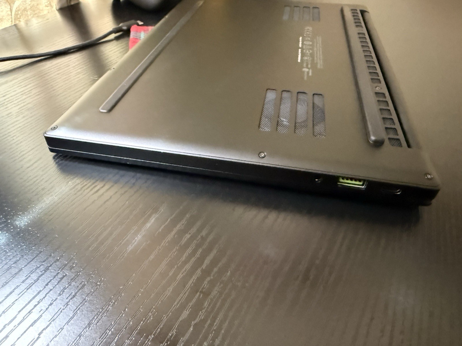Razer Blade Stealth 13 i7-8565U 256GB SSD NVIDIA MX150 + Charger + Backpack