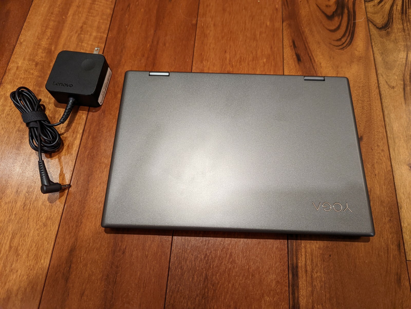 Lenovo Yoga 720 12.5″ (128GB, Intel Core i5 7th Gen., 3.10 GHz, 8GB) laptop