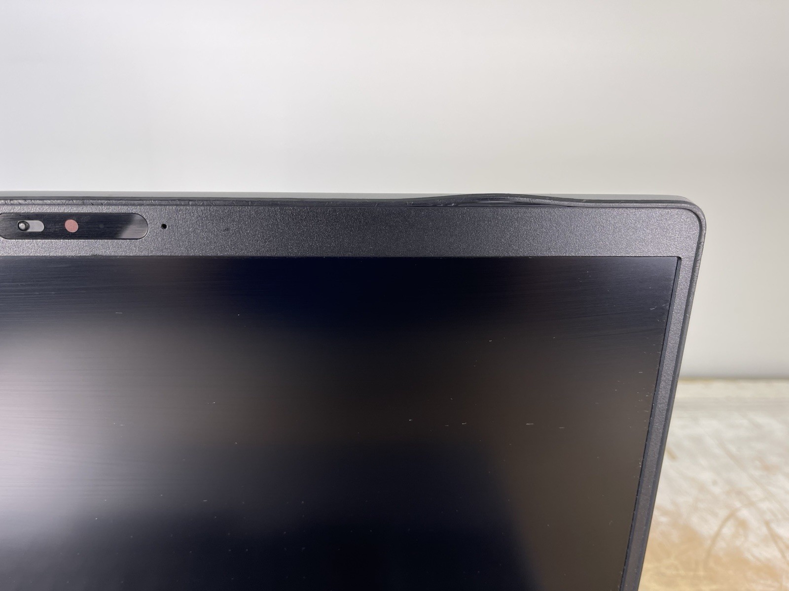 DELL LATITUDE 5510 i7-10610U @ 1.80GHz, 12GB RAM, NO HDD/OS