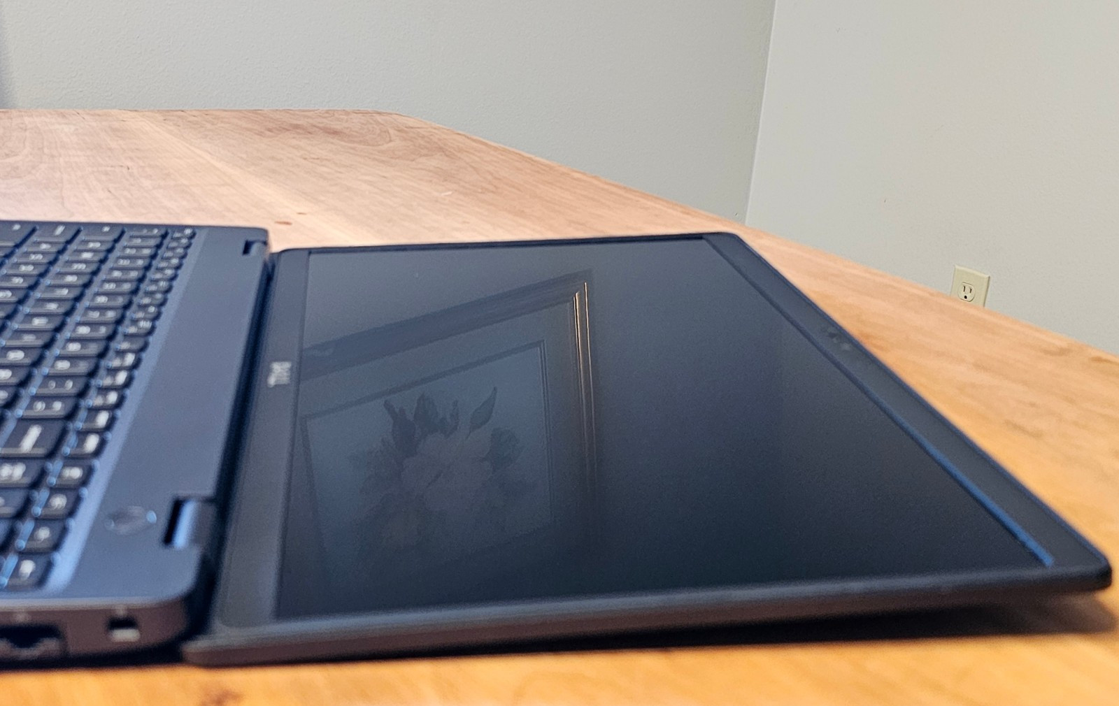 Good Dell Latitude 5500 i5-8265U 1.6GHz 8GB RAM 256GB NVMe Full HD AC & Battery