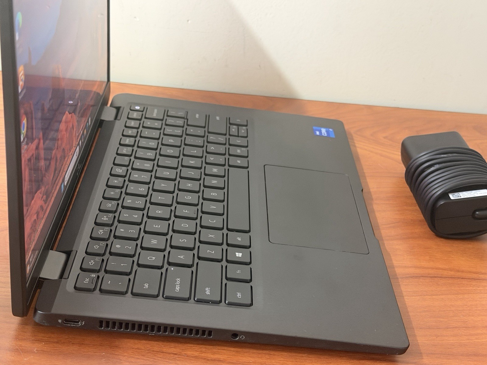 Touch Screen Dell Latitude 7420 Core i7-1185G7@2.8Ghz 16GB 256G Win11 Pro