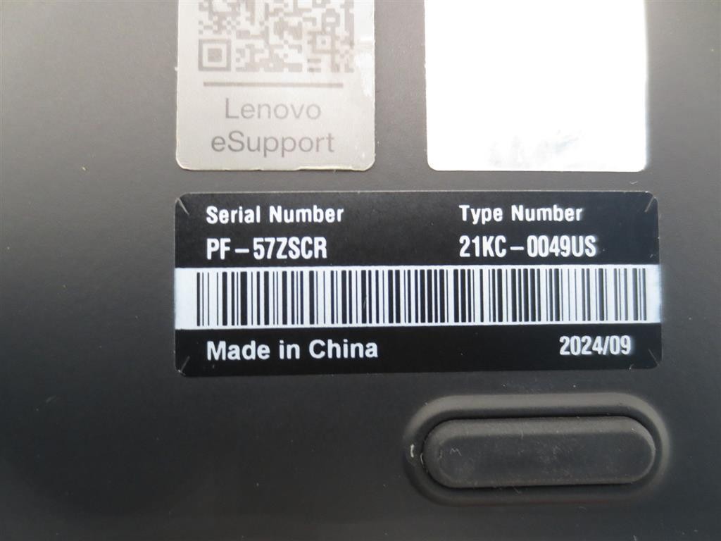 Lenovo ThinkPad X1 Carbon Gen 12 Ultra 5 135U 1.60GHz 16GB 512GB 14″ Touch WIN11