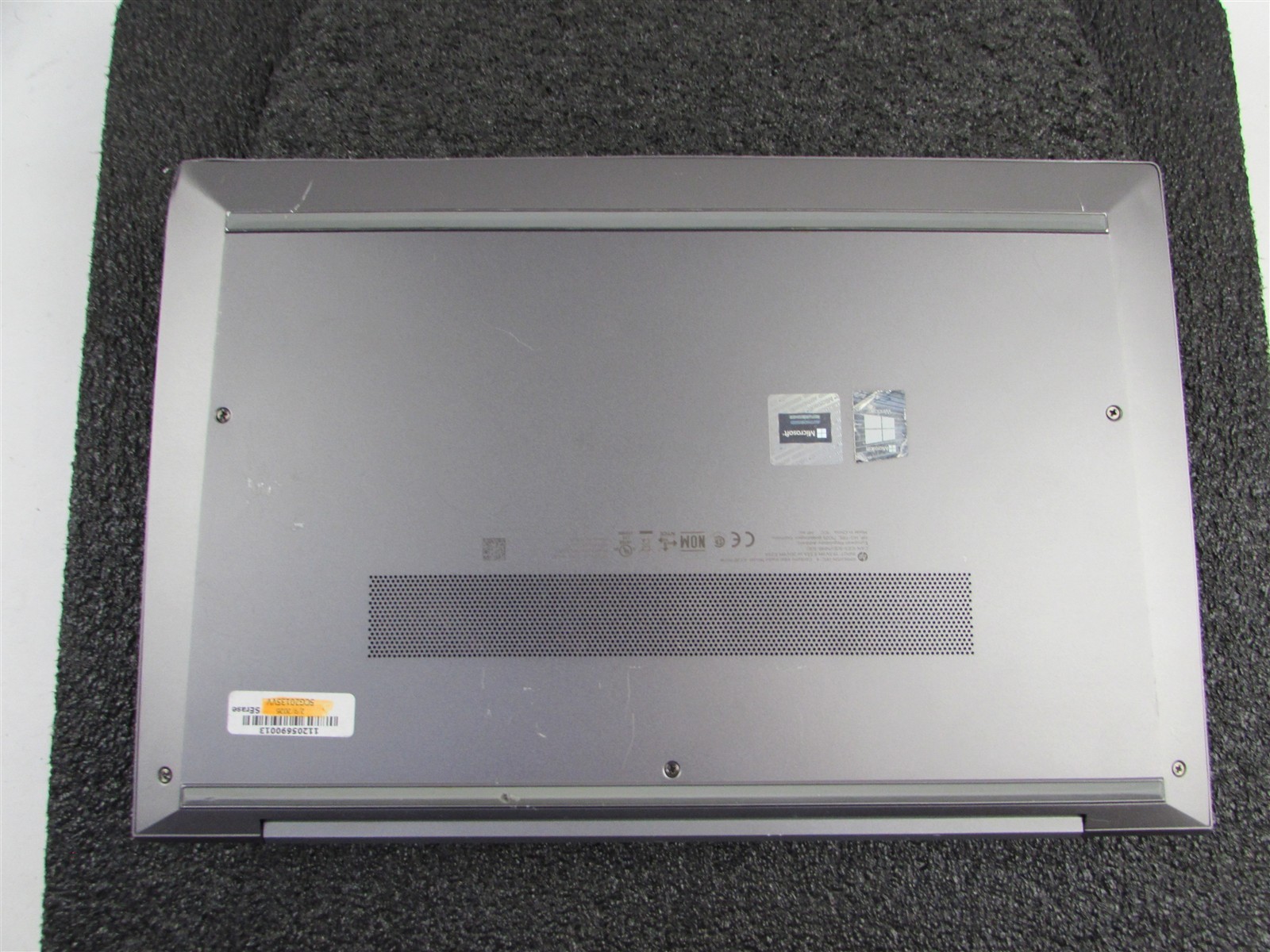 HP ZBOOK FIREFLY 14 (G8) 1920X1080 FHD I5-1145G7 512GB SSD 16GB RAM NO O.S