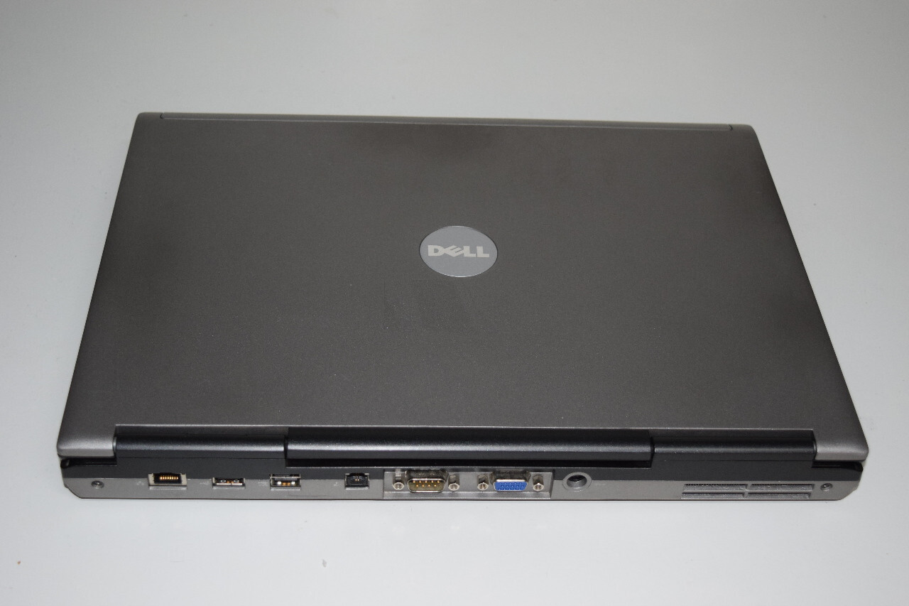 Complete Dell Latitude D820 15.4″ WUXGA LCD/NVIDIA GPU/2.00GHz/4GB/500GB/SERIAL