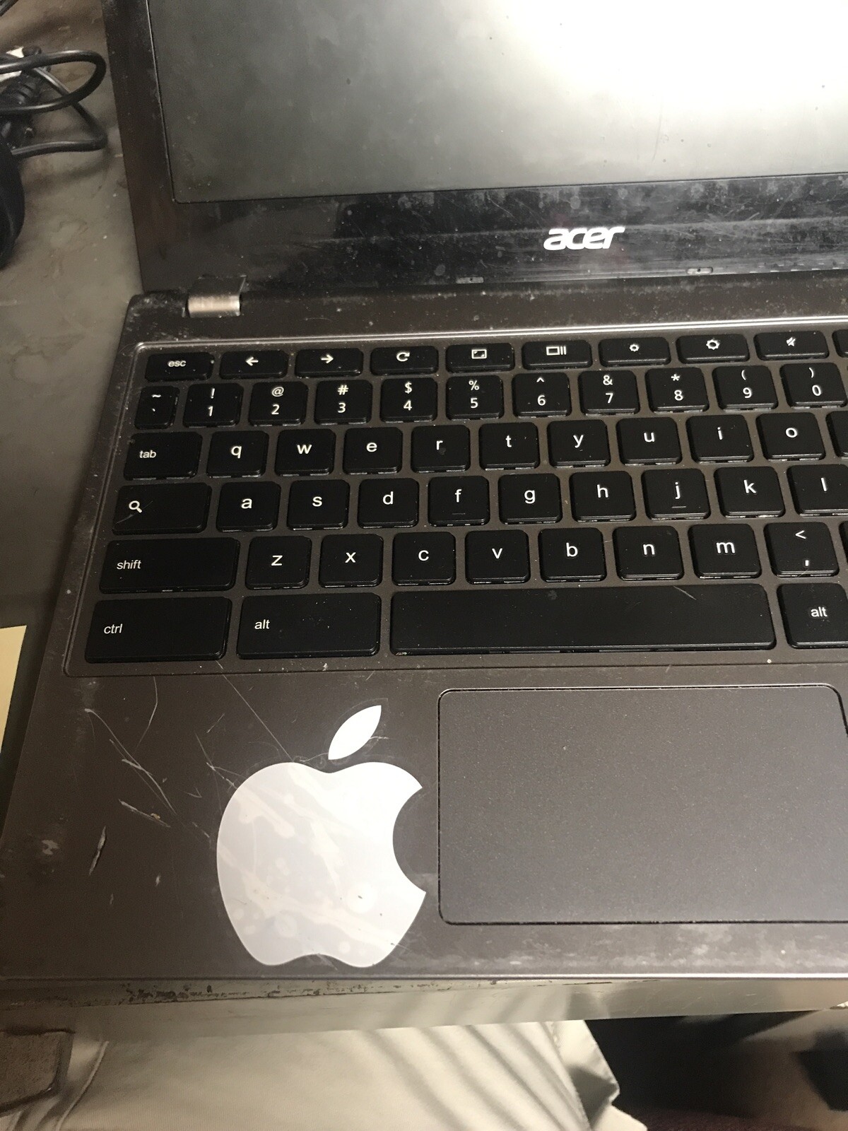 Acer Chromebook C720 Series Model ZHN__PLEASE READ__NON-WORKING.