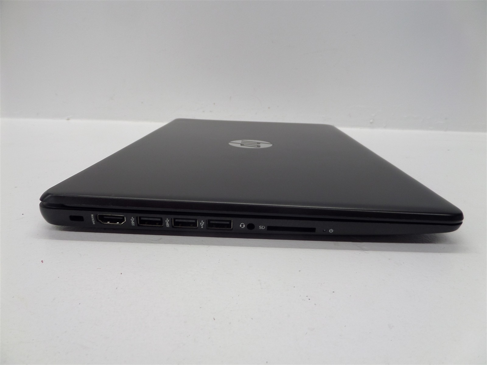 HP Stream 14-ds0020nr 14″ Laptop w/ A4-9120E Radeon R3 4GB RAM 32GB eMMC Win10