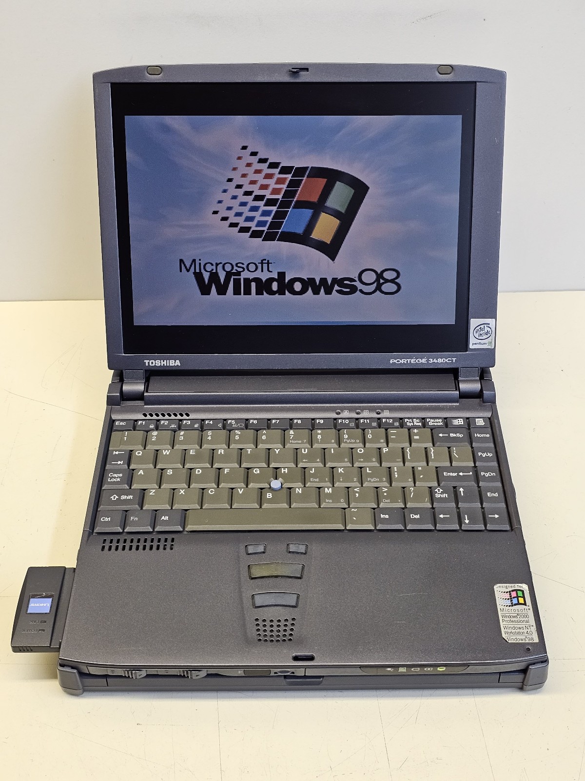 Toshiba Portégé 3480CT Pentium III 600 192MB 10GB Windows 98 SE + MORE *READ*