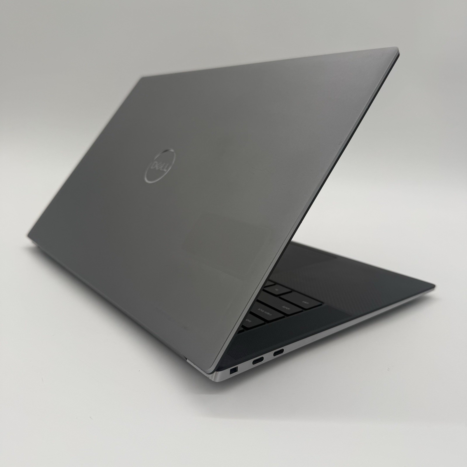 Dell Precision 5550 15.6″ 4K Laptop i7-10850H 16GB 512GB SSD Quadro T1000 Win11P