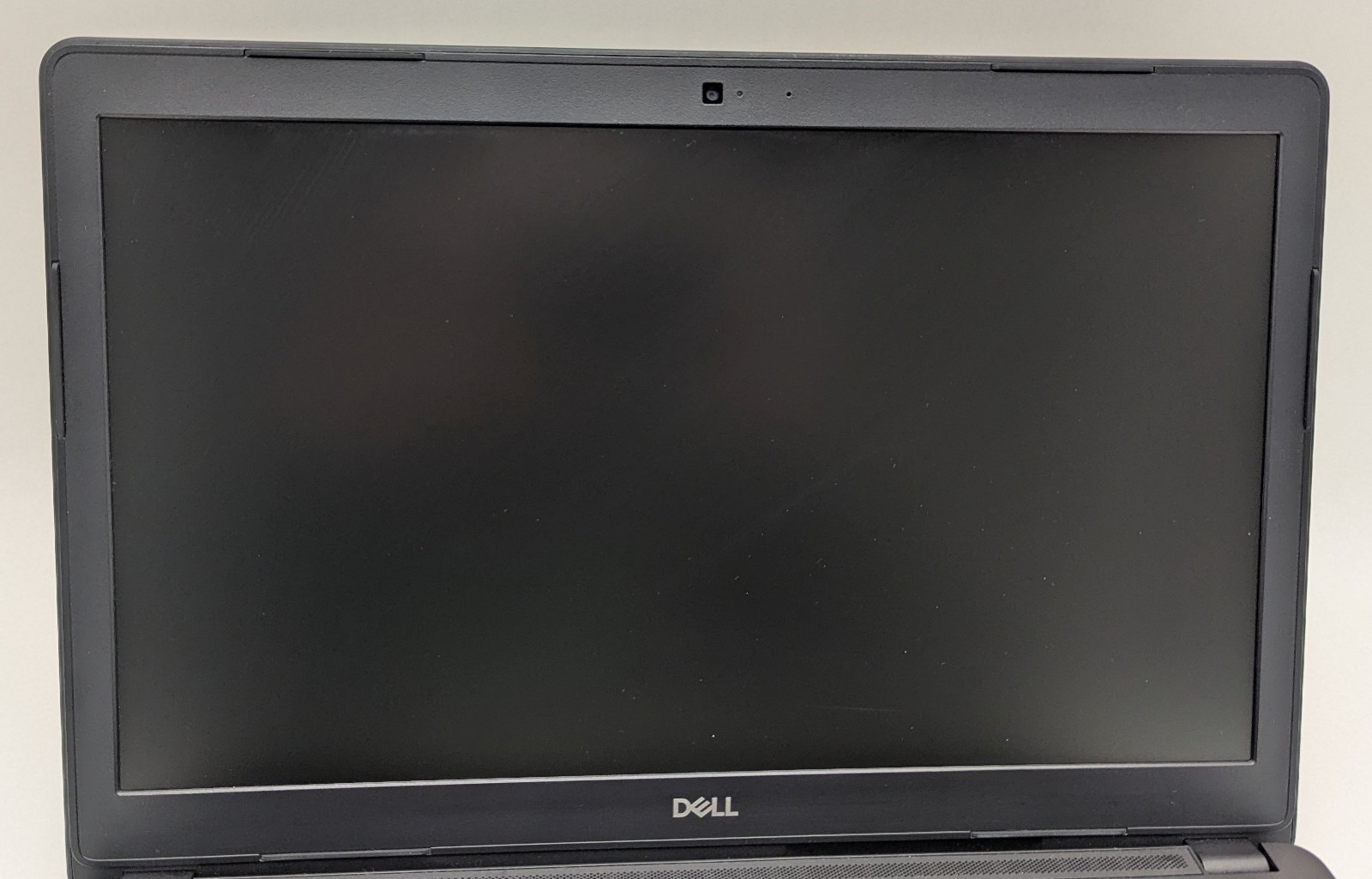 Incomplete Dell Latitude 3580 15.6″ Laptop i7-7500U 2.70GHz 8GB RAM AMD – *READ*