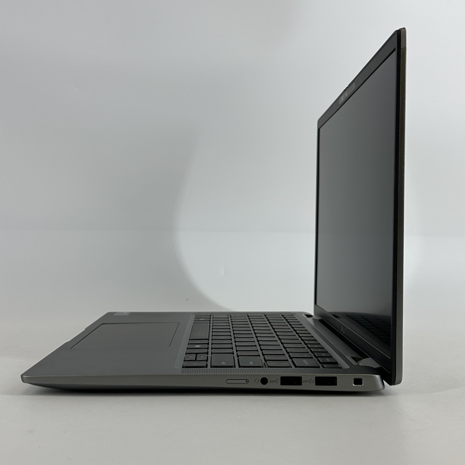 Dell Latitude 7450 14 Gray FHD+ 3.8 GHz Ultra 7 165H 32GB 512GB SSD – Bad Camera