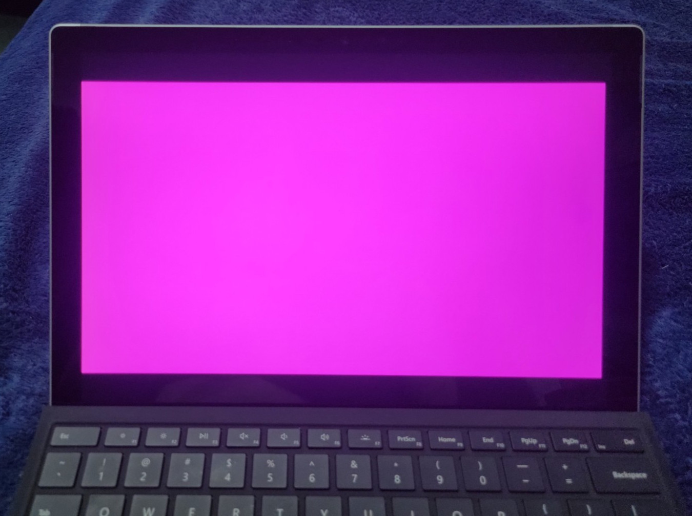 Microsoft Surface Pro 7 Laptop Intel i5-1035G4 8GB RAM 256GB NVMe Win 11 Pro